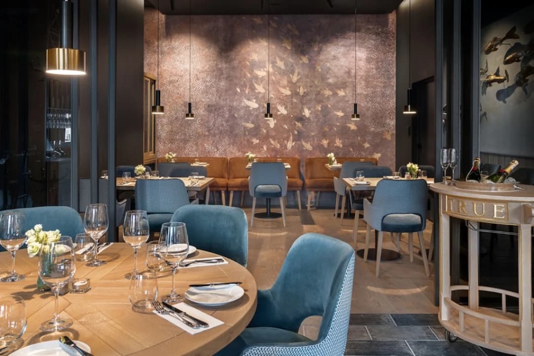 TRUE Restaurant